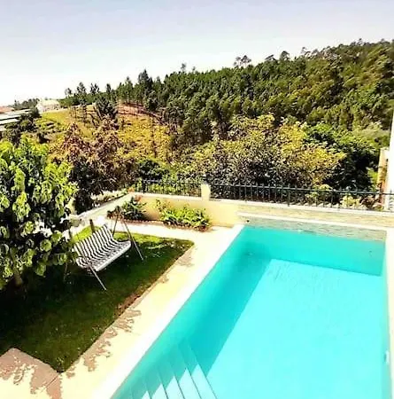 Paradise House - In With Private Pool And Private Garden Guest house Aldeia do Mato (Santarem)