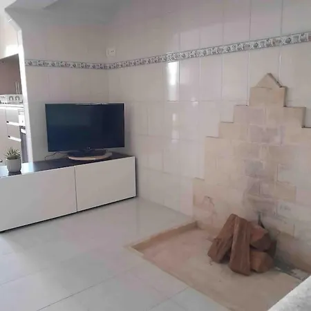 Paradise House - In With Private Pool And Private Garden 4* Aldeia do Mato (Santarem)