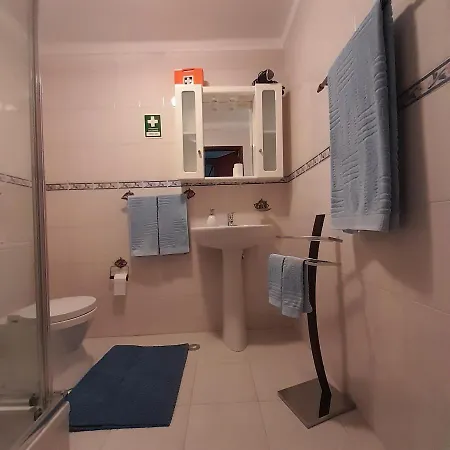 Paradise House - In With Private Pool And Private Garden ゲストハウス Aldeia do Mato