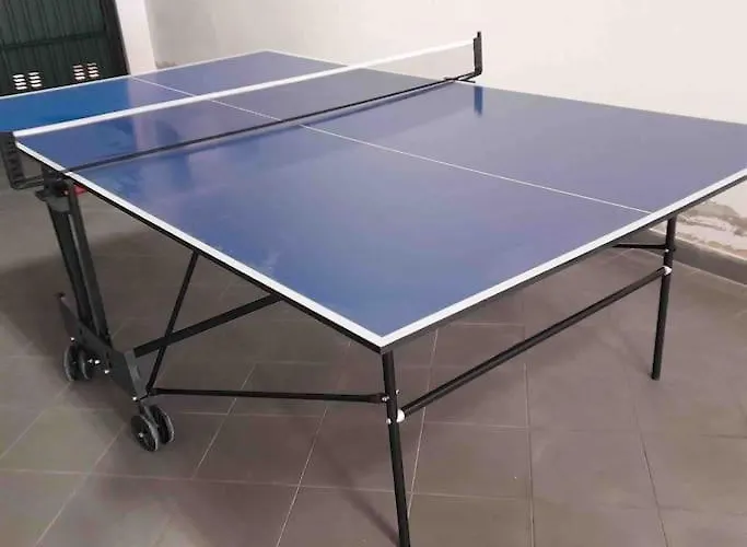 ゲストハウス Paradise House - In With Private Pool And Private Garden 4*